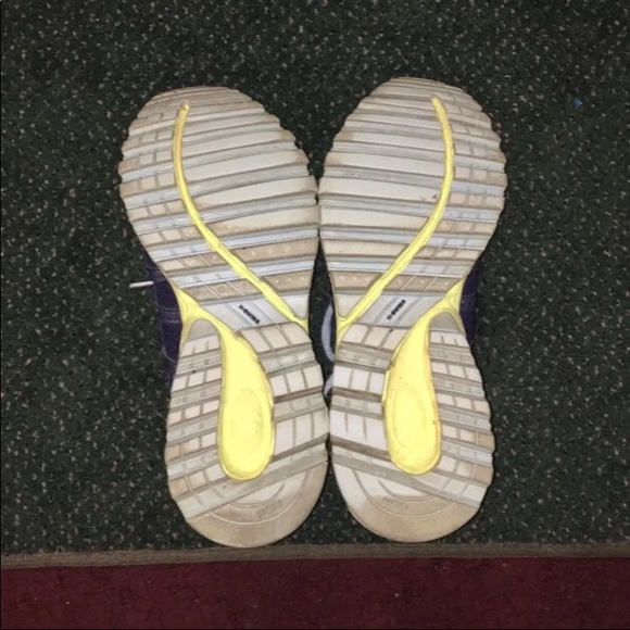 ***SOLD***Women’s K-Swiss Running Shoes - Picture 5 of 5